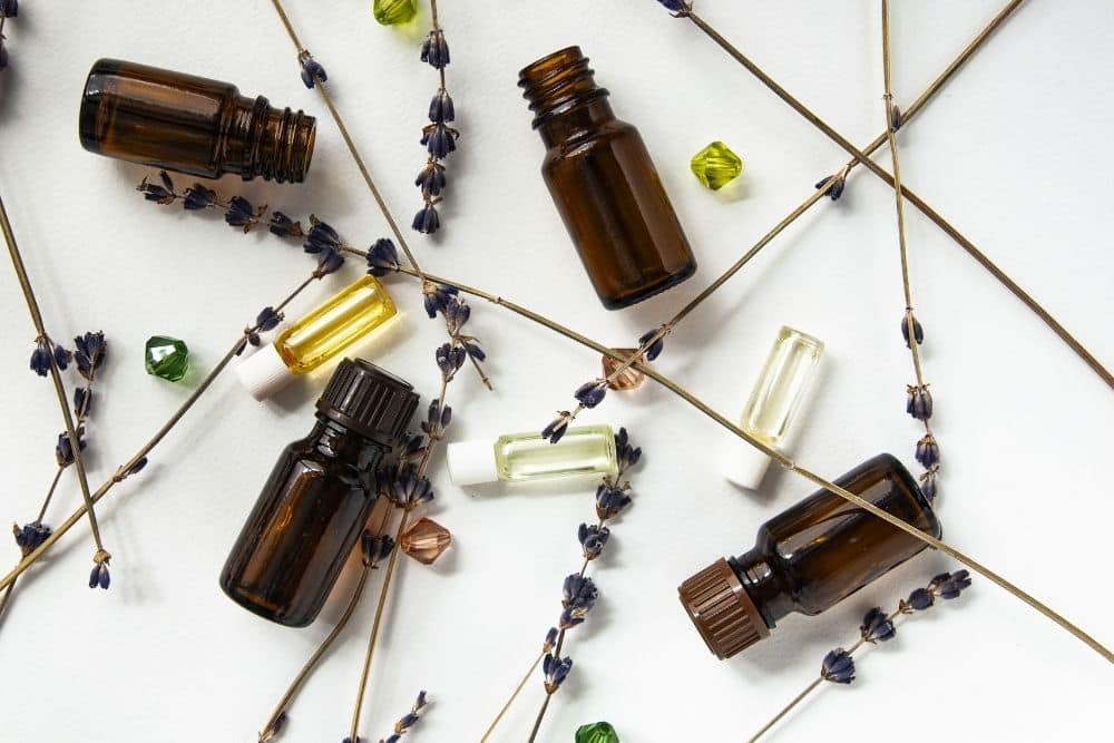 Beginner’s Guide to Essential Oils: Everything You Need to Know
