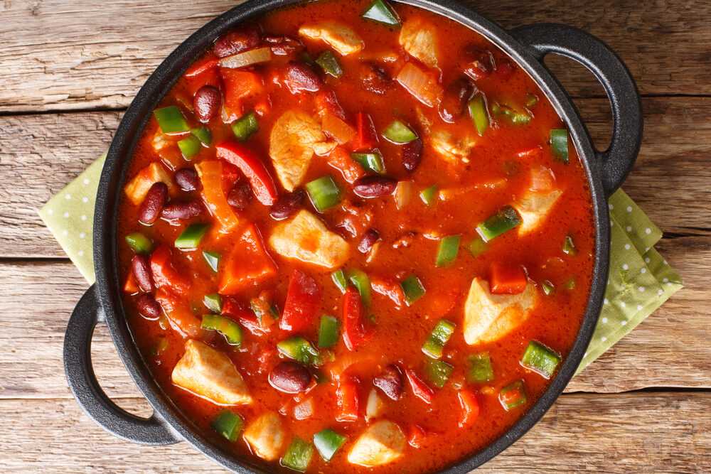 Delicious Buffalo Chicken Chili Recipe to Spice Up Your Day